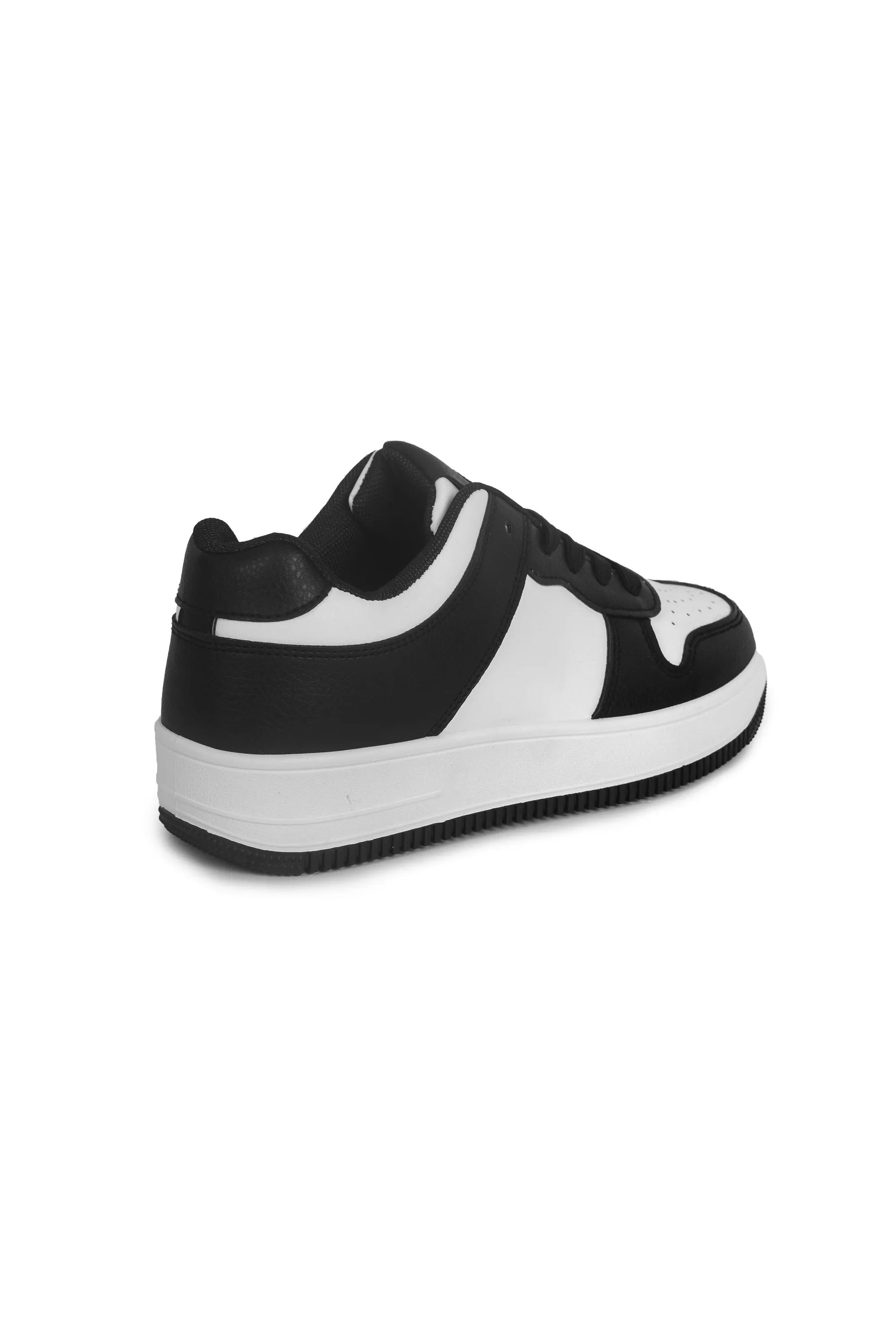 01-4830 Flat Sneaker