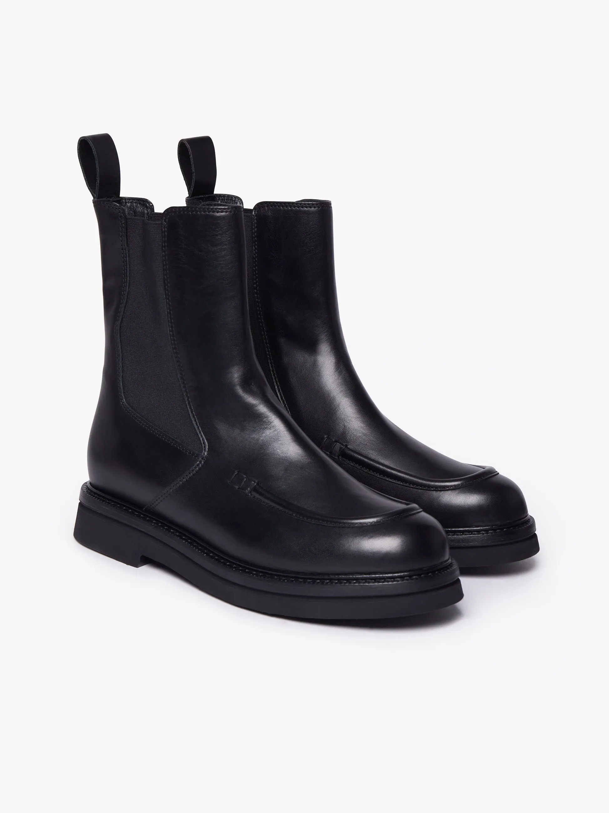 Belmont Lug Chelsea Boots