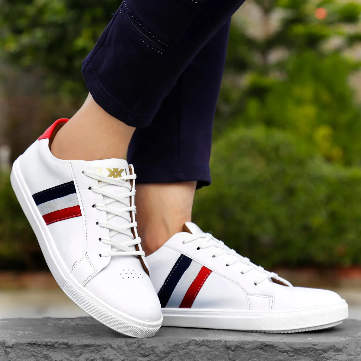 Men's New Stylish Casual Sneakers